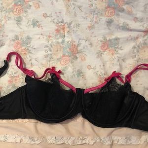Cacique 36DDD bra